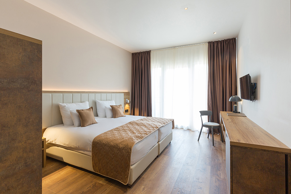 Airport Hotel